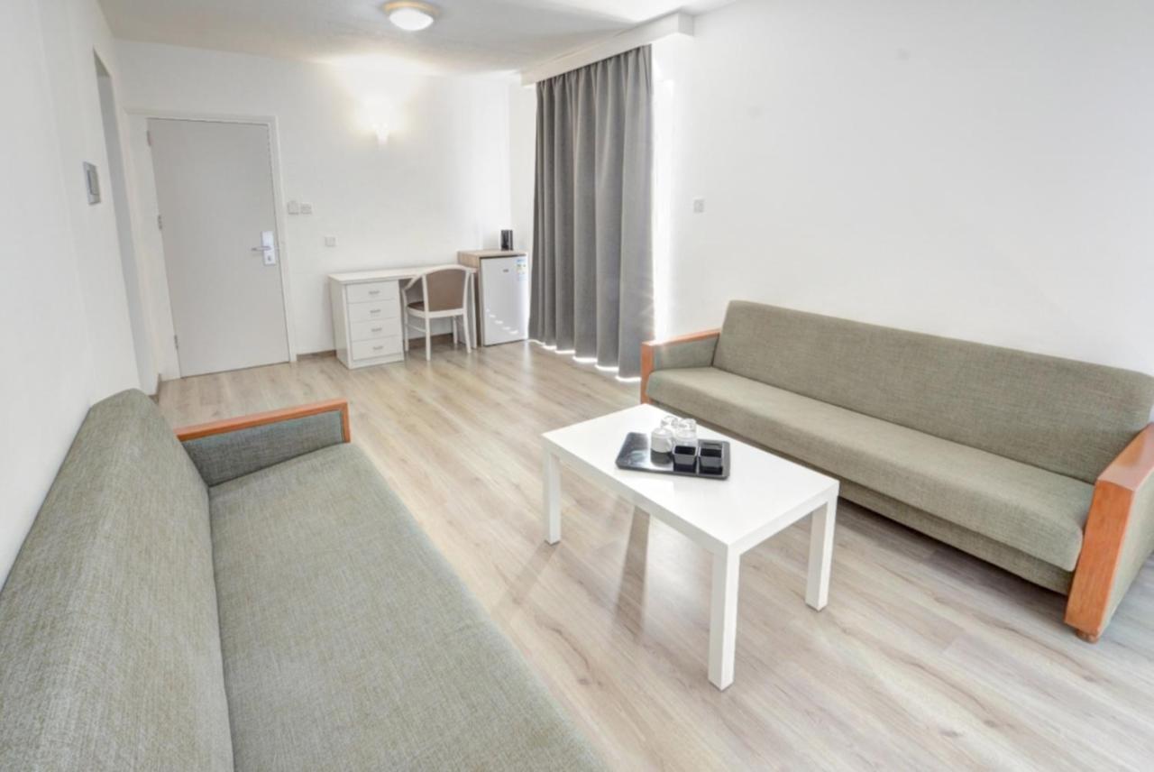 Barbara Hotel Apts Ayia Napa Exterior photo