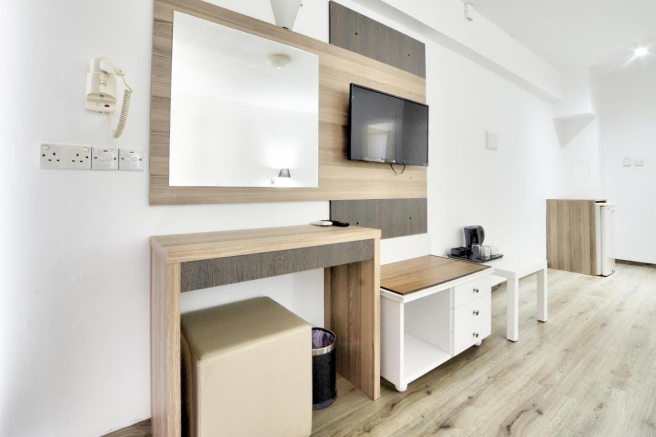Barbara Hotel Apts Ayia Napa Exterior photo